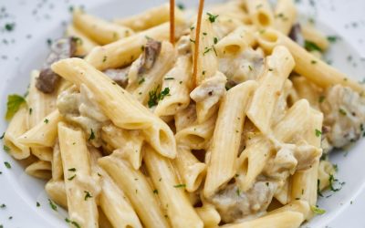 Pourquoi le dîner à Paris coûte-t-il un bras et une jambe?: Cartographier les restaurants étoilés